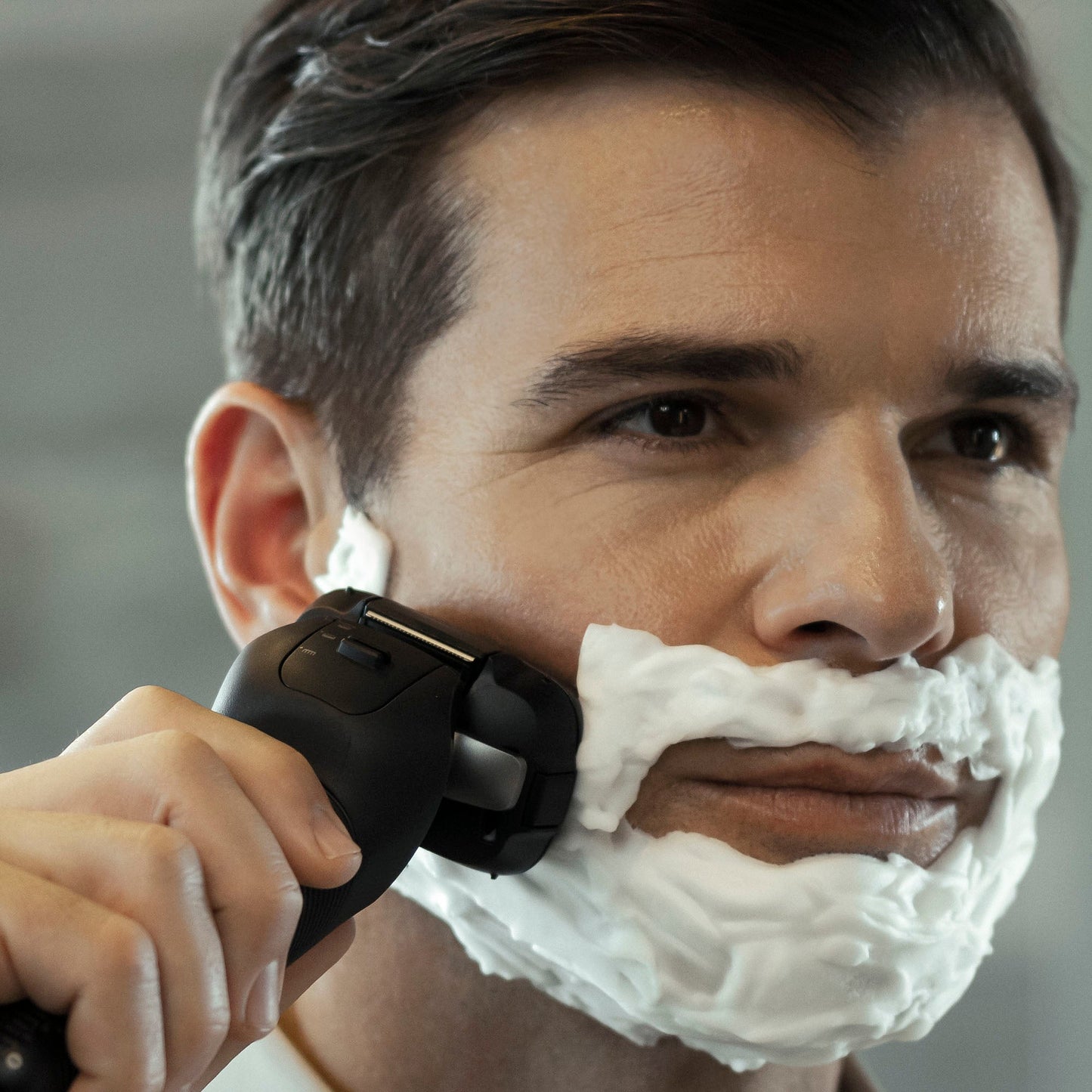 ARC6 Luxury 6-Blade Men's Electric Shaver
